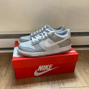 Nike Dunk Low - Two Tone Grey / 8.5 women
